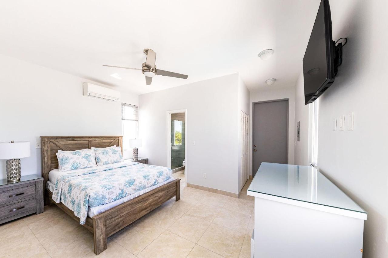 New Tropical Waterfront Cooper Jack Bay Villas Файв-Кейс-Сеттлемент Экстерьер фото